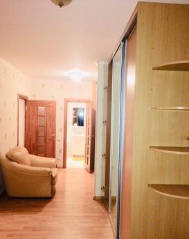 2 BR apartment, Kemerovo - apartment by the day