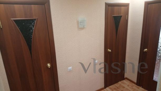 1 square district of the shopping center, Tyumen - apartment by the day