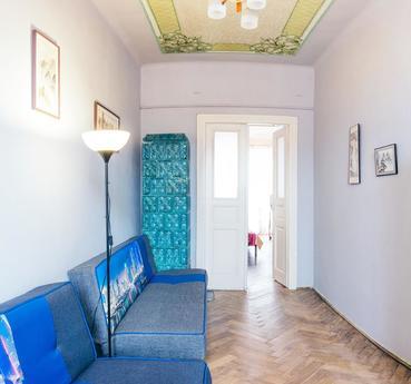Balkonlu 2 odalı daire, Lviv - günlük kira için daire