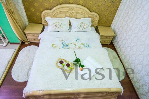 Luxury 3 bedroom VIP apartment, Uralsk - günlük kira için daire