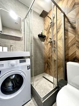 Cozy studio on B. Tulskaya, Москва - квартира подобово