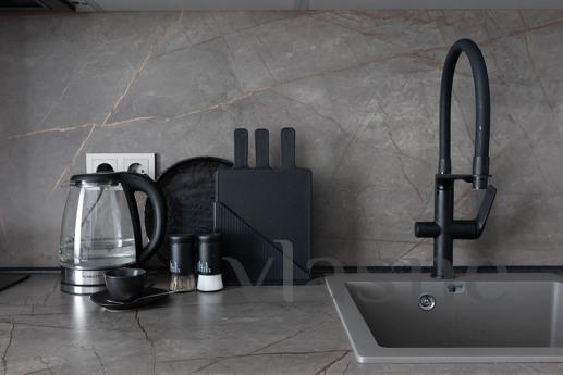 Уютная студия на Серебрякова 11к2, Москва - квартира посуточно