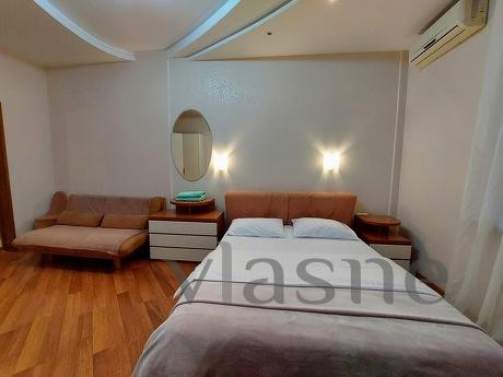 Heroes of Stalingrad 4 on the 2nd floor of a 14-storey brick