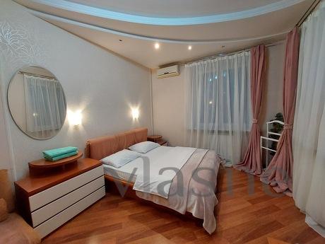 Heroiv Stalingrad Avenue 4.Obolon, Kyiv - apartment by the day