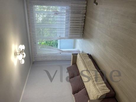 RENT FOR RENT 2 ROOMS SQ., Chernomorsk (Illichivsk) - apartment by the day