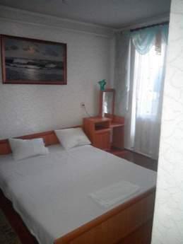 Skadovsk'ta günlük olarak bir aile tatili için tek yatak oda