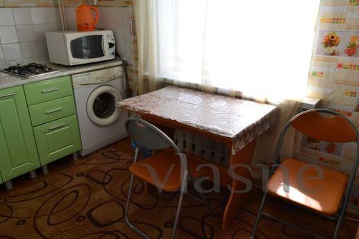 Rent. 24 hours. Center. Berdyansk., Berdiansk - apartment by the day