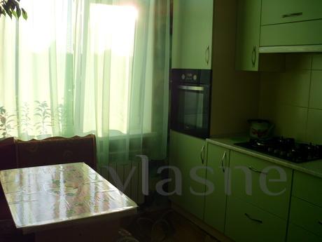 Apartment in Berdyansk with a sea view, Berdiansk - apartment by the day