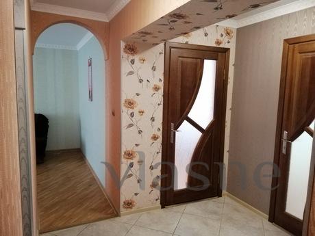 3-bedroom apartment in the center of Kov, Kovel - günlük kira için daire