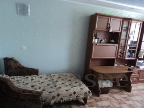Rent 2 bedroom apartment in the center. Near the market. The