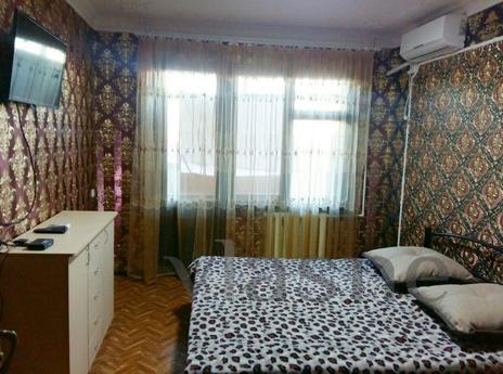 Large apartment in a good area of Odessa, Odessa - mieszkanie po dobowo
