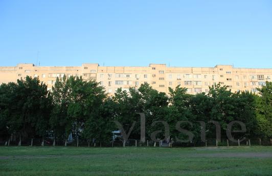 Уютная квартира в центре города, Бердянск - квартира посуточно