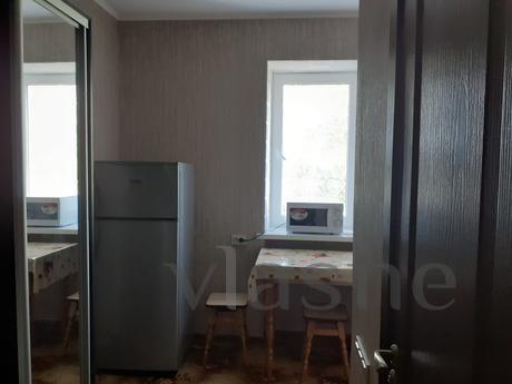 1 bedroom apartment on the 2nd floor, 10 min to the sea. Nea