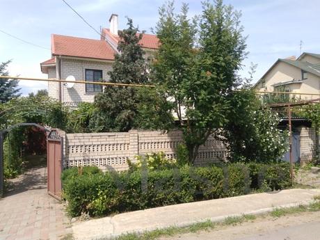 2 katlı evinizi Chernomorsk (Illichivsk) şehrinde büyük bir 