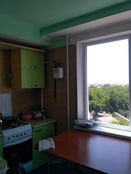 Dairemi sat, Chernomorsk (Illichivsk) - günlük kira için daire
