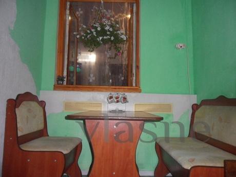 apartment for 2-3 people. by the sea. Ce, Berdiansk - apartment by the day
