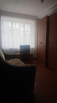 1k quarter B. Khmelnitsky near the park,, Melitopol - apartment by the day