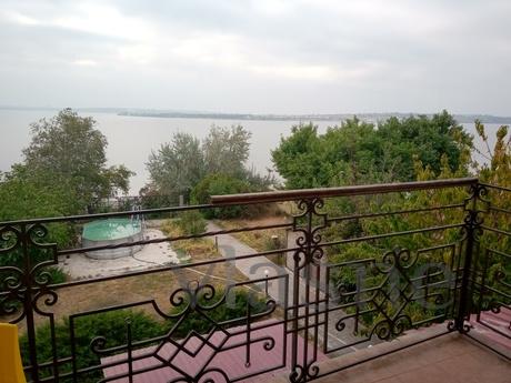 Cottage over the river for rent, Mykolaiv - mieszkanie po dobowo