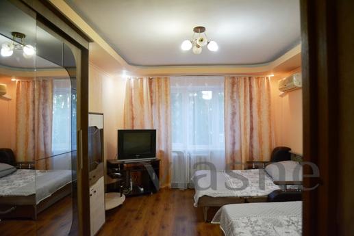 1-room apartment for 4 people by the day, Sochi - günlük kira için daire