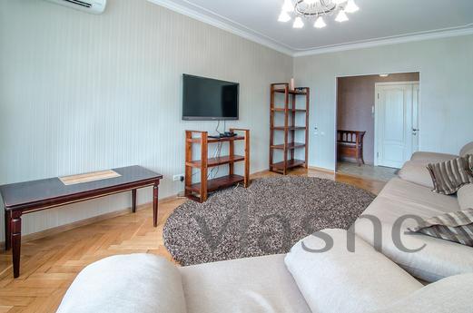Retro style apartment in the city center, Kyiv - günlük kira için daire
