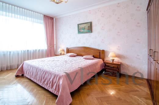 Retro style apartment in the city center, Kyiv - mieszkanie po dobowo