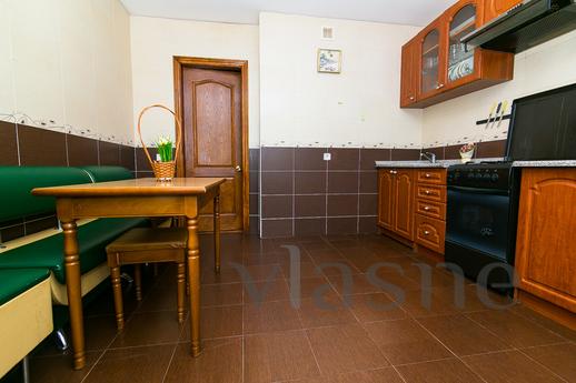 2 room. New building center. 7 sleeping., Sumy - apartment by the day
