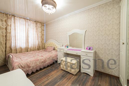 2-room apartment in the center for daily, Караганда - квартира подобово