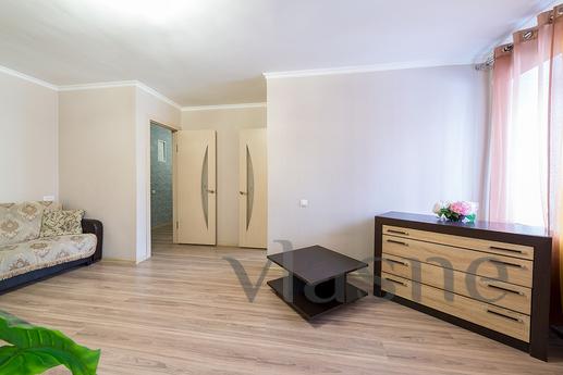 2-room apartment in the center for daily, Karaganda - günlük kira için daire