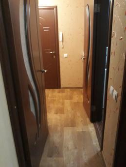 Apartment for rent, and hourly), Chernigov kolichevka - günlük kira için daire