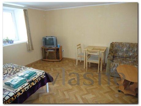The private sector has room for 2 + 1 pe, Alupka - apartment by the day