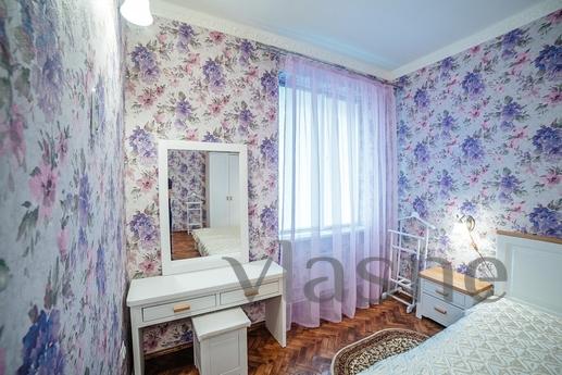 Уютная 2 комнатная квартира в центре, Львов - квартира посуточно