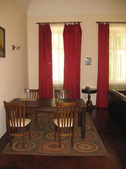 Rent for rent apartments in the heart of Odessa, Primorskiy 