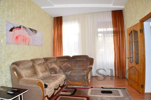 near railway snation, 2 rooms, Dnipro (Dnipropetrovsk) - mieszkanie po dobowo