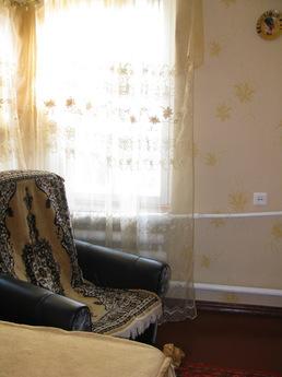 Günlük 3 yatak odalı ev, Krivoy Rog - günlük kira için daire