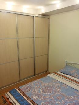 3 bedroom apartment Train Station, Kyiv - mieszkanie po dobowo