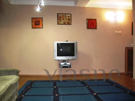 Own, a great apartment, Simferopol - günlük kira için daire