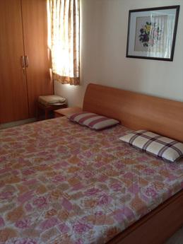 Renting a two-room house for rent in Yalta, in the city cent