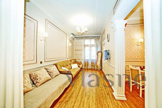 Baroque Terrace in Apartments, Poltava - apartment by the day