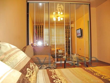 1 yatak odalı daire Belgeler, Wi-Fi, Dnipro (Dnipropetrovsk) - günlük kira için daire