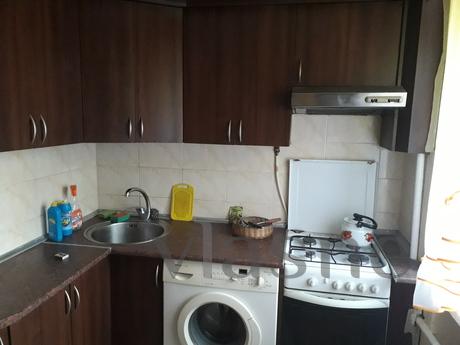 I rent my apartment in Leski, Mykolaiv - apartment by the day