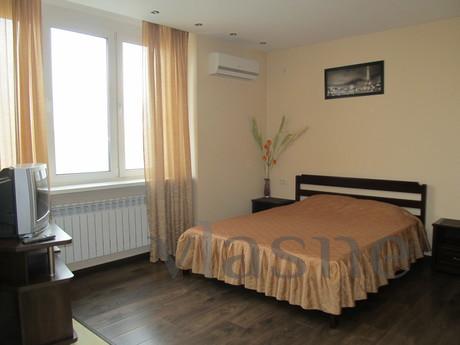 Grigorenko 22/20, cozy bright apartment in a new house, mode