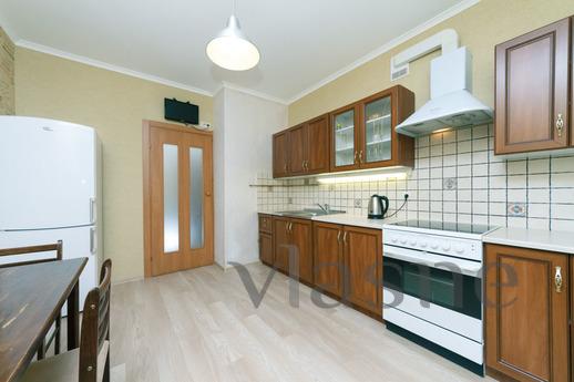 New apartment in Urlovskaya, Kyiv - mieszkanie po dobowo