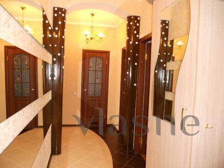 2 bedroom apartment in the center, Mykolaiv - apartment by the day