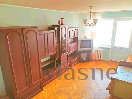 300 meters from the metro Darnitsa, Kyiv - apartment by the day