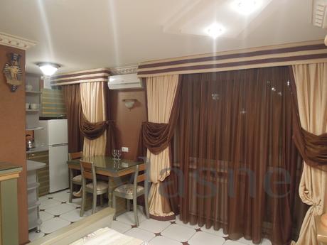 I rent a luxury apartment near the park, Simferopol - apartment by the day