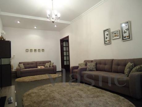 3 bedroom apartment for rent, Odessa - günlük kira için daire