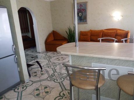 Stylish, comfortable, economical 2 / q, Mykolaiv - apartment by the day