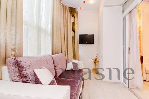 VIP kareye 2. Gecelik komisyon% 0, Chernomorsk (Illichivsk) - günlük kira için daire