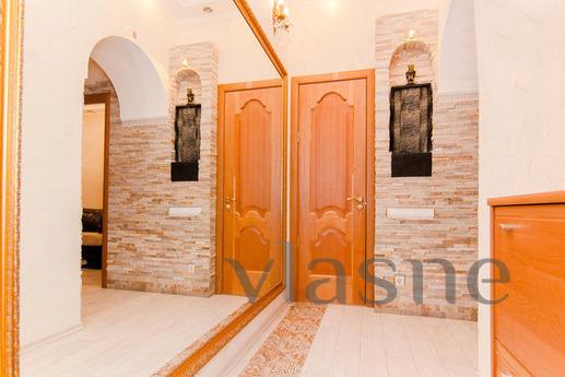 VIP kareye 2. Gecelik komisyon% 0, Chernomorsk (Illichivsk) - günlük kira için daire