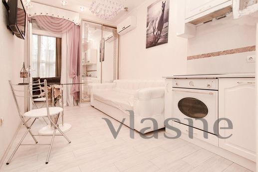 VIP kareye 2. Gecelik komisyon% 0, Chernomorsk (Illichivsk) - günlük kira için daire